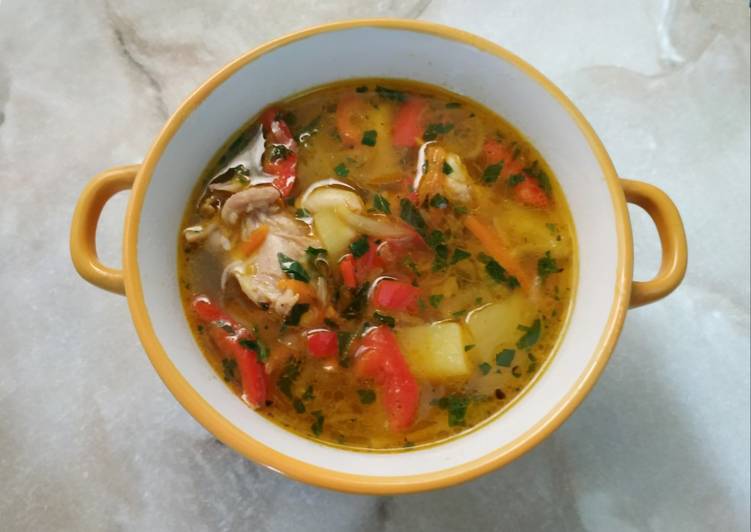 🍲Простой супчик🍲 с курицей🍗и картофелем🥔