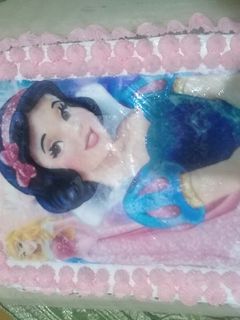 صورة لوصفة تورتة عيد ميلاد 😍🌹🌹🌹🌹🌷🌺