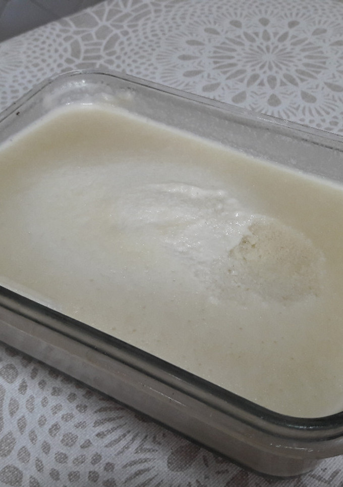 Una foto de Mantequilla de almendra baja en grasa, sin sal, sin aceite y vegana