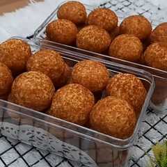 A picture of Palm Cheese Cookies.