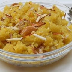 A picture of Suji halwa.