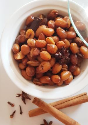 A picture of Braised Peanuts in Spices.