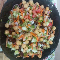 A picture of Chicpeas rajma salad.