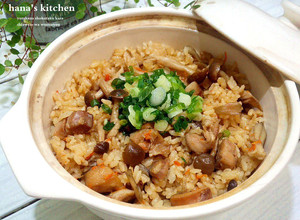 日式雞肉舞菇炊飯 的食譜成品照片