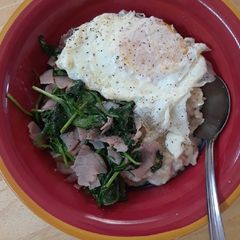 Green Eggs and Ham Savory Oatmeal A picture of Green Eggs and Ham Savory Oatmeal.
