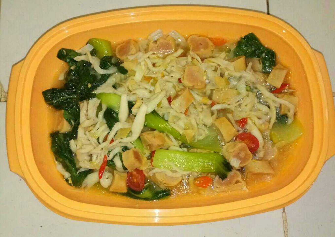 Tumis Jamur Tiram with canned rolls