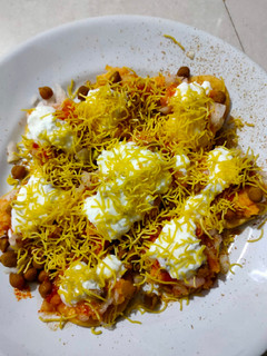 પાપડી ચાટ (Papadi Chaat Recipe In Gujarati) રેસીપી મુખ્ય ફોટો
