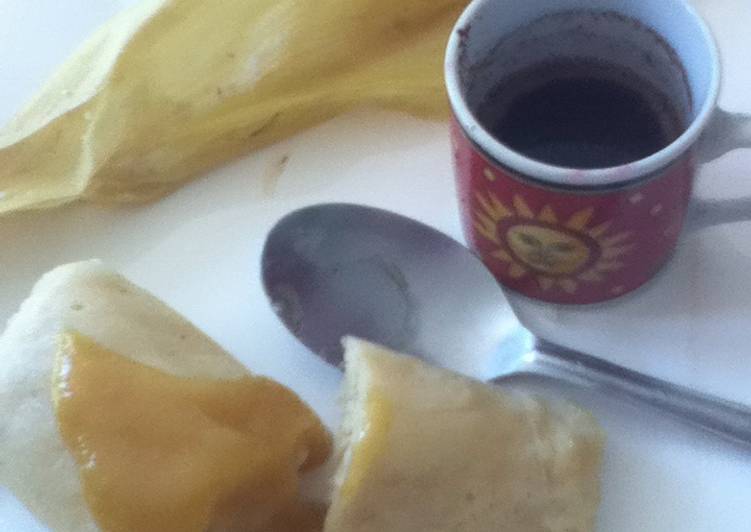 Tamales de arroz con mermelada de tejocote para el desayuno de San Valentín