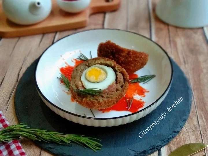 Langkah Gampang Menyiapkan Resep  Curry Scotch Egg yang Lezat Sekali, Sempurna