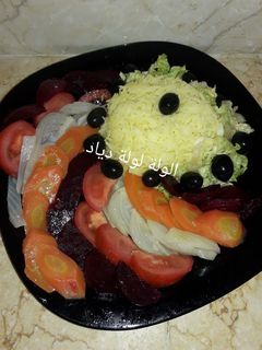صورة لوصفة سلطة مشكلة