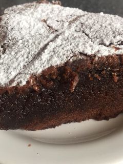 Una foto de Brownie con cacao