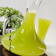 A picture of Cucumber ginger juice.