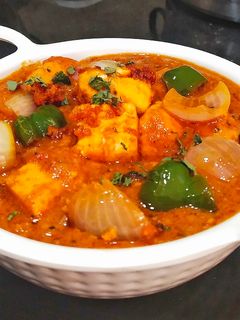 A picture of Paneer Tikka Masala.