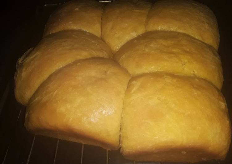Sardine bread rolls
