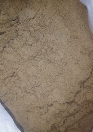 A picture of Tom brown powder.