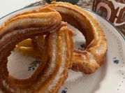 Una foto de churro con harina comun