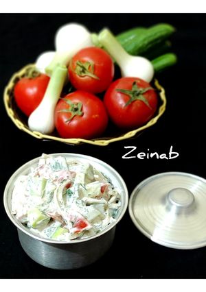 عکسی از دستور سالاد خیار و گوجه با سبزی