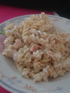 A picture of Fusilli with salmon and cream.