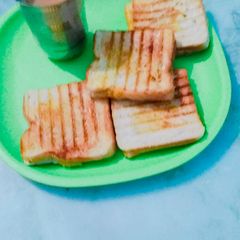 A picture of Grilled toast.