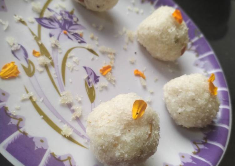Coconut ladoo