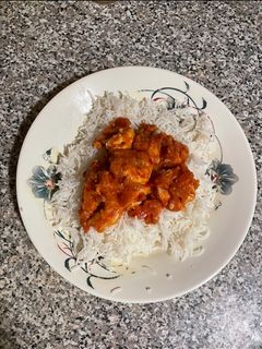 صورة لوصفة الربيان بالثوم و صلصة البندورة 😋