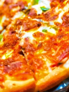 عکسی از دستور پیتزا مرغ و قارچ خانگی
