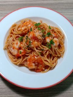 Hình của món Mì Spaghetti xiên tôm sốt cà chua.