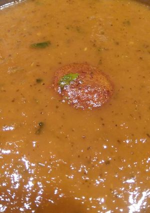 A picture of Thermomix basic tomato / pasta / pizza sauce.