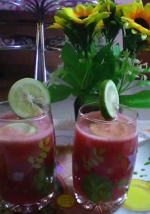 তরমুজের শরবত(Tarmujer sharbat recipe in Bengali) রেসিপির প্রধান ছবি