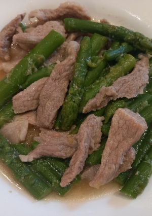 蘆筍炒豬肉 的食譜成品照片