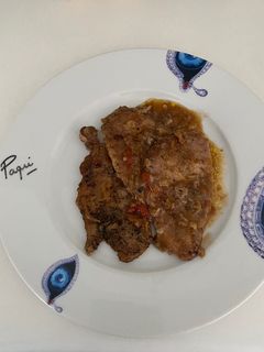 Una foto de Lomo en salsa 💃🏻,todo en crudo