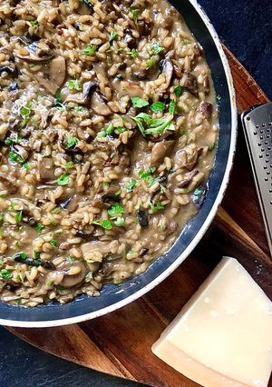 A picture of Date Night Porcini & Prosecco Risotto ♥️🥂.
