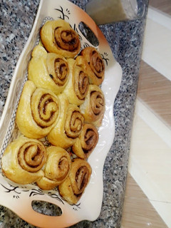 A picture of Cinnamon rolls.