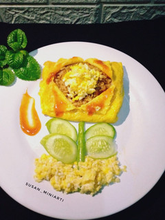 Foto resep 235) nasi goreng kare berselimut