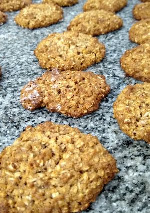 Una foto de Cookies de avena y manzana