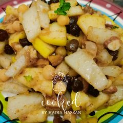A picture of Fruity masala chat.