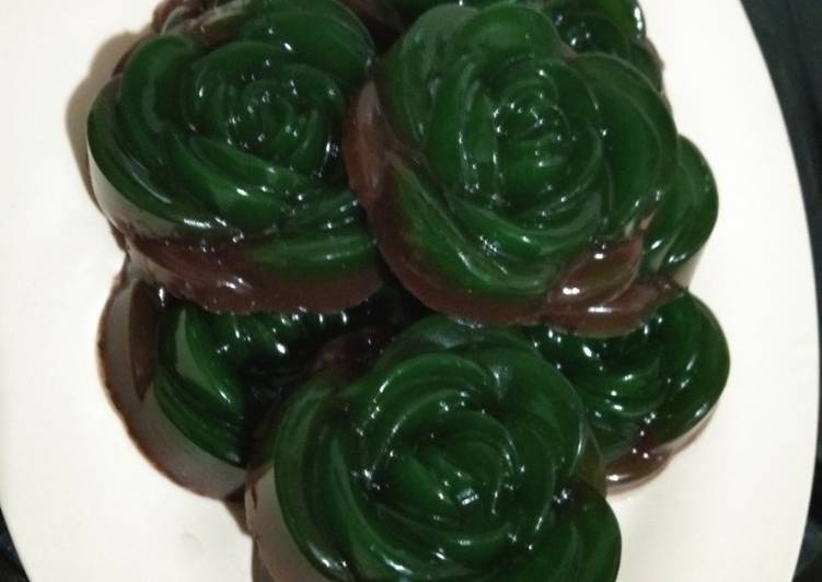 Puding mawar sederhana