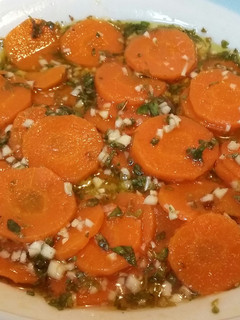 Una foto de Zanahorias aliñadas al estilo sevillano