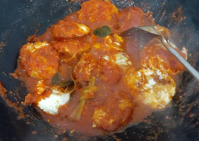 Telur Ceplok Balado