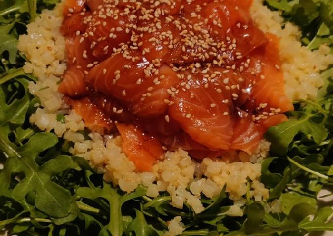 Sashimi coliflower salad