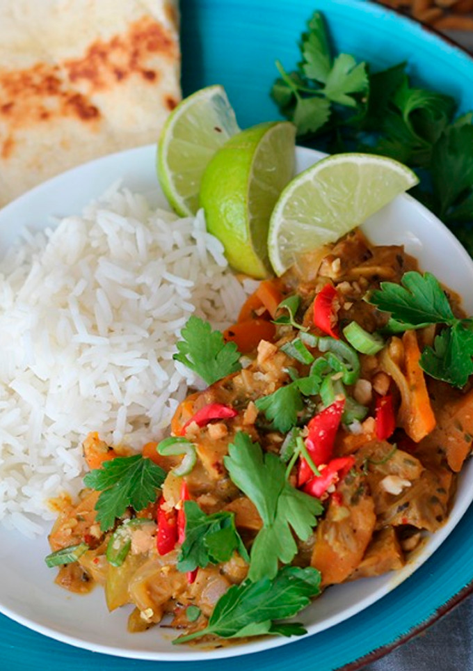 Una foto de Wok de Tempeh con Salsa de Cacahuete