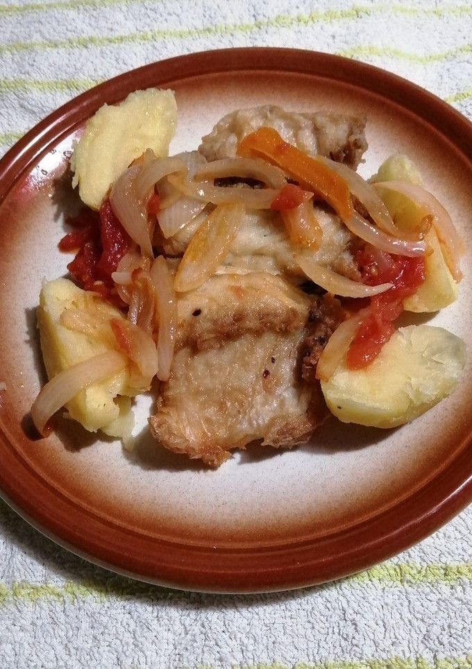 Foto di Pesce alla Peruviana (Pescado a la Chorrillana)