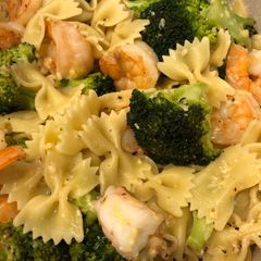 A picture of Broccoli Shrimp Pasta 🍋.