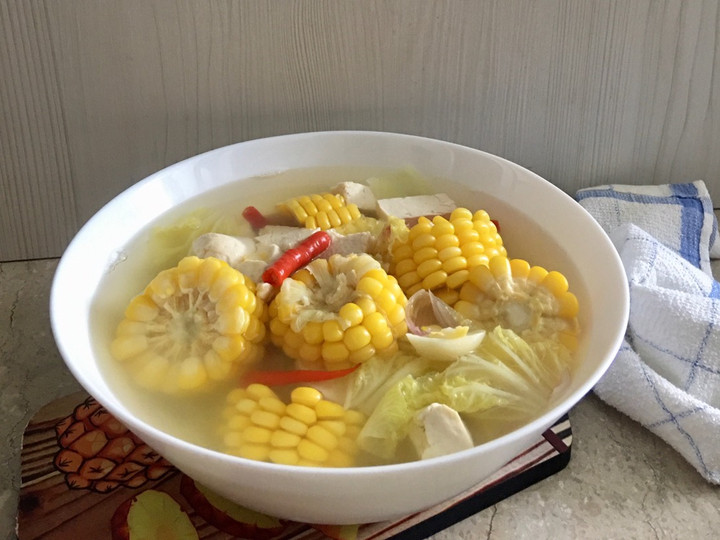 Langkah Mudah untuk Menyiapkan Sayur bening jagung dan tahu yang Lezat Sekali