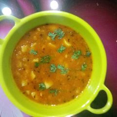 A picture of Aloo tomato.