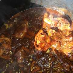 Una foto de Pollo a la olla (peruano)