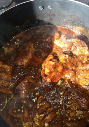 Una foto de Pollo a la olla (peruano)