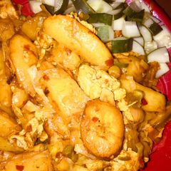 A picture of Sultan chips and cucumber 🥒.