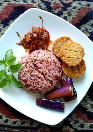 Foto resep Nasi Merah Sambel Terasi