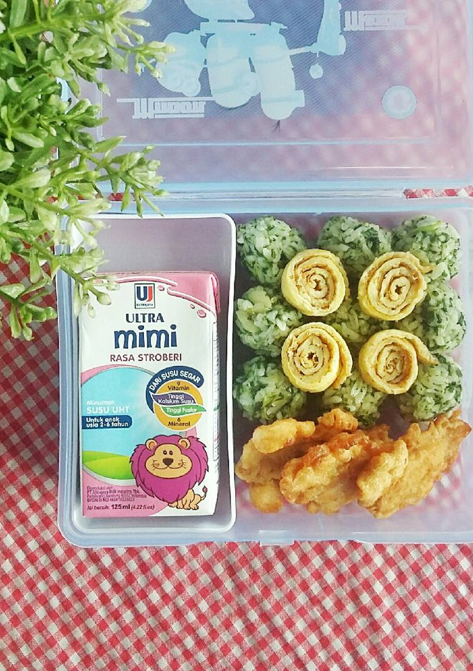 Foto resep Bola Nasi Bayam (Bekal Anak)